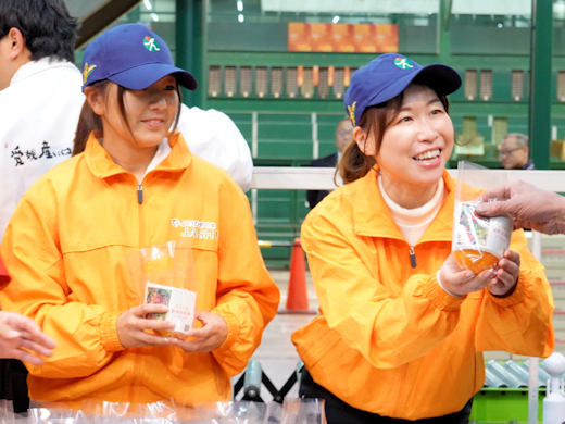 2025年度 松山農林水産物ブランド『紅まどんな』トップセールス - 東京