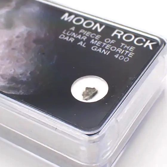 月の隕石入り　ペンダントトップ (ムーンロック) 月隕石 通販限定】月の隕石ペンダント 10×8ミリ楕円形【ミニ】 NWA15368