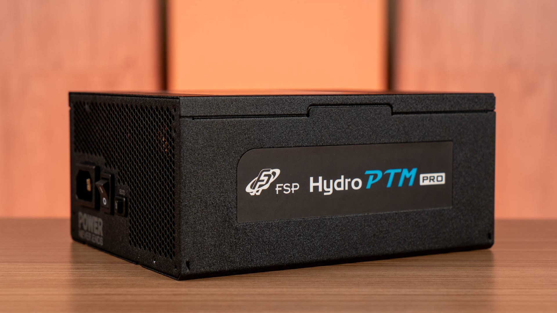 Overview: FSP Hydro PTM PRO ATX3.0(PCIe5.0) 1200W PSU
