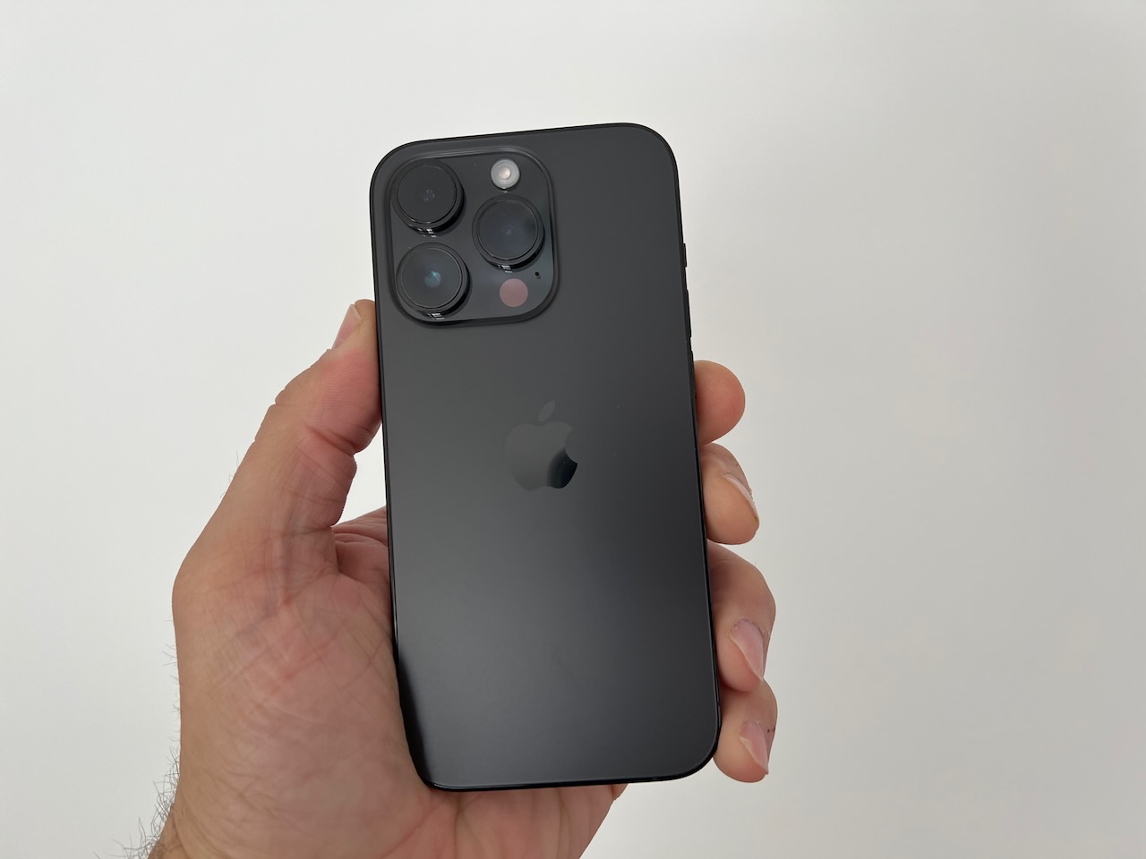 iPhone 14 and iPhone 14 Pro review - setting a new benchmark for