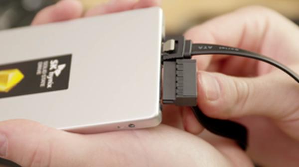 My experience with the Ediloca ES106 SATA III: 256GB SSD at 550MB