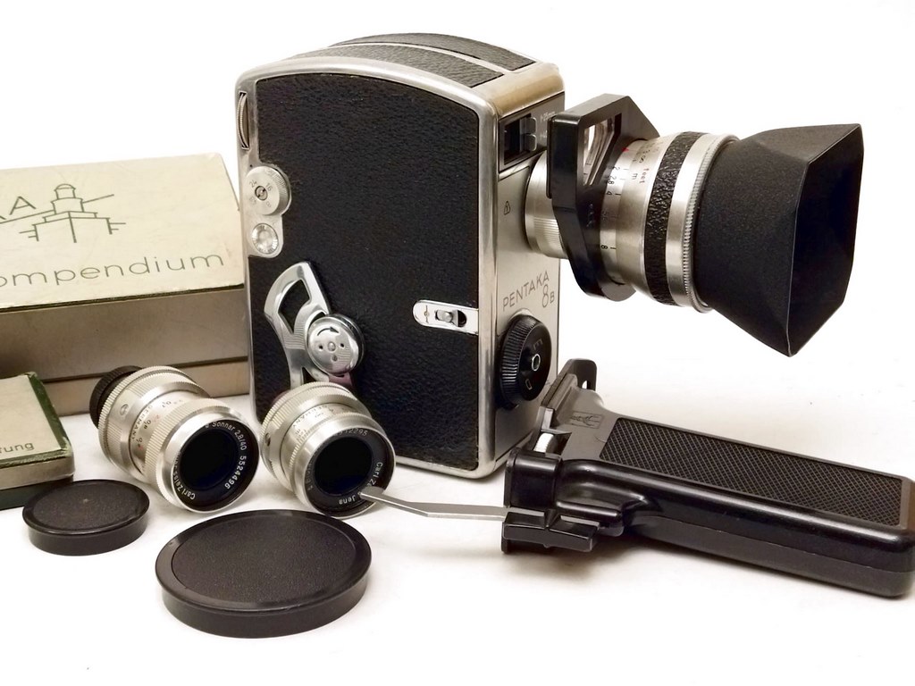 Pentaka 8B + accessories | Tested Super 8 Cameras