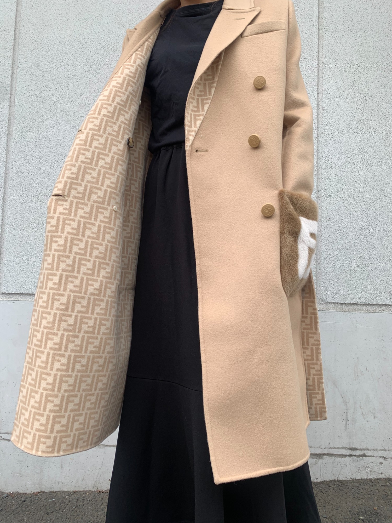 FENDI/フェンディ】よりミンクファーポケットダブルコートが買取入荷