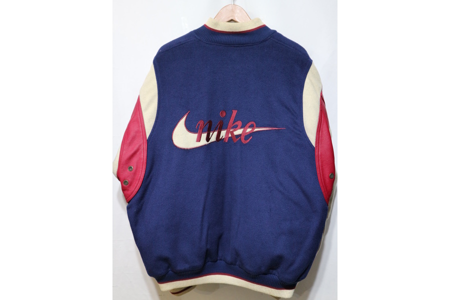 NIKE/ナイキ】90'Sヴィンテージスタジャン入荷しました！トレファク