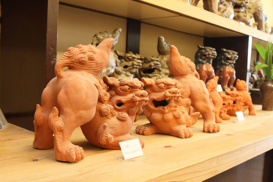 やちむん」400年続く人気の伝統工芸品 | たびらい沖縄