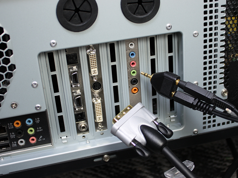 東芝 REGZA Z9000 パソコンの画面を映す | タコヤキューブ