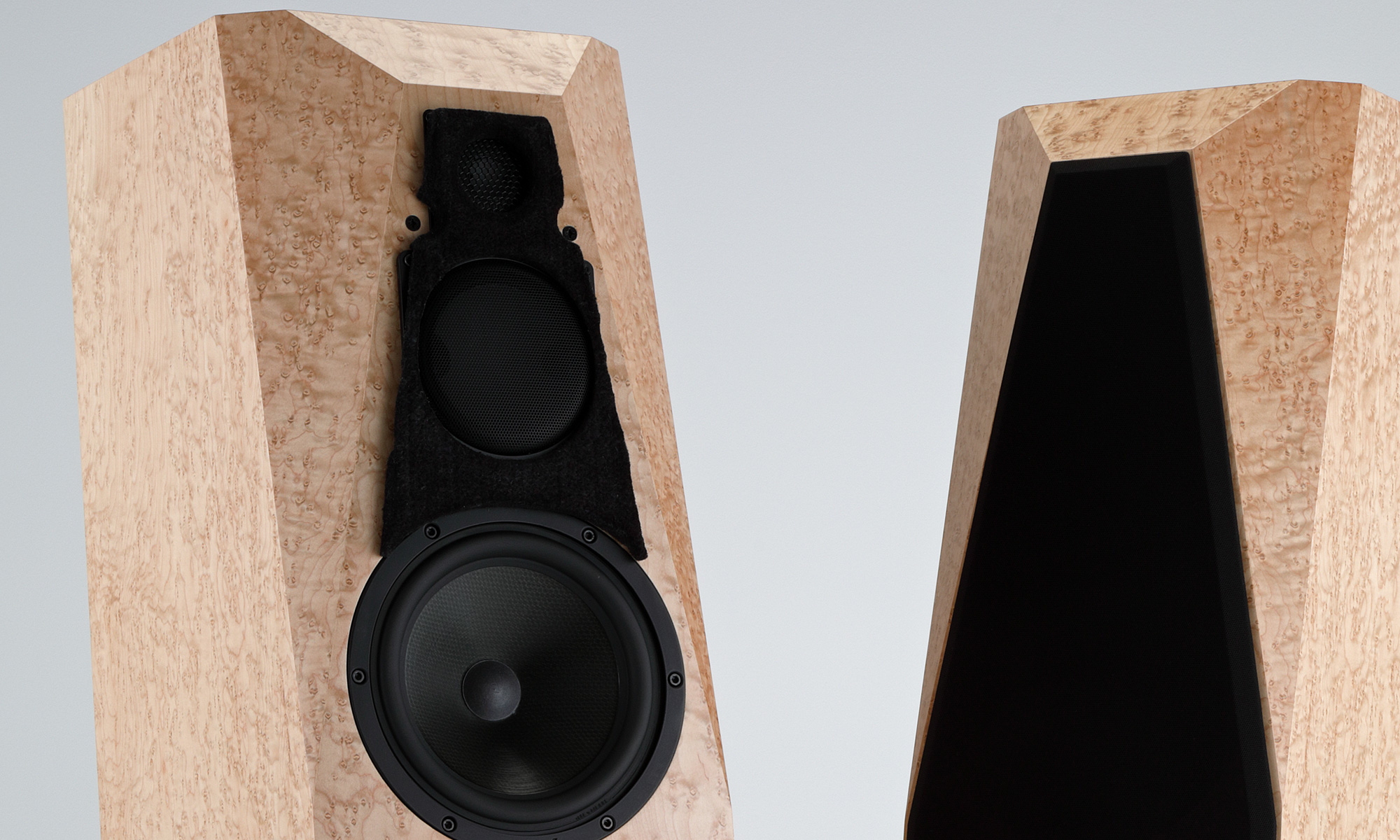 株式会社太陽インターナショナル | 製品情報 | Avalon Acoustics