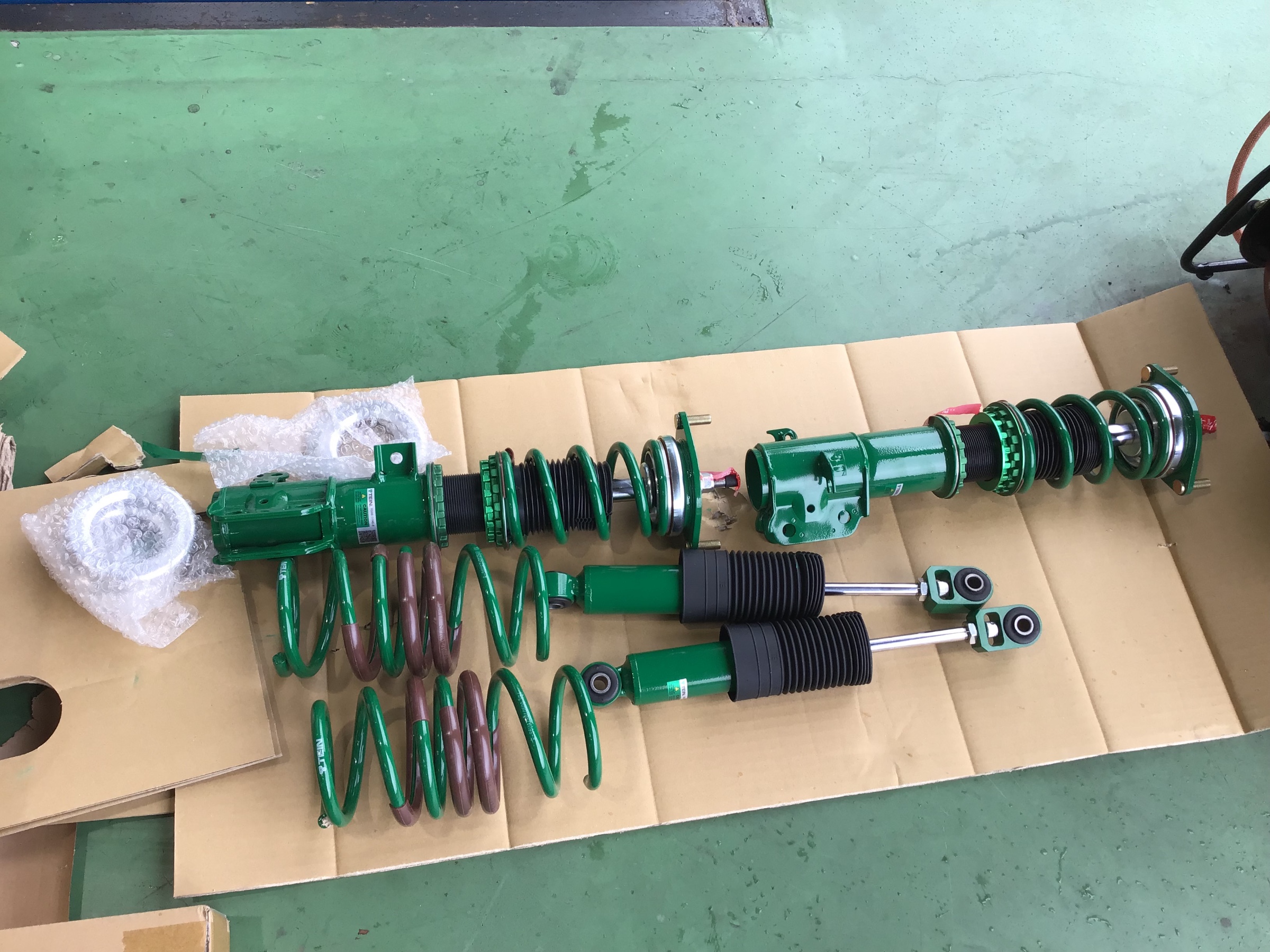 DA17W エブリイワゴン】車高調取付！ TEIN FLEX Z | 店舗おススメ情報