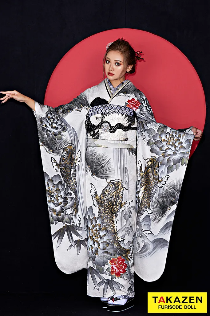 高級ジャパンモード 白/黒/金箔 鯉柄/水墨画 渋い 人と被らない振袖