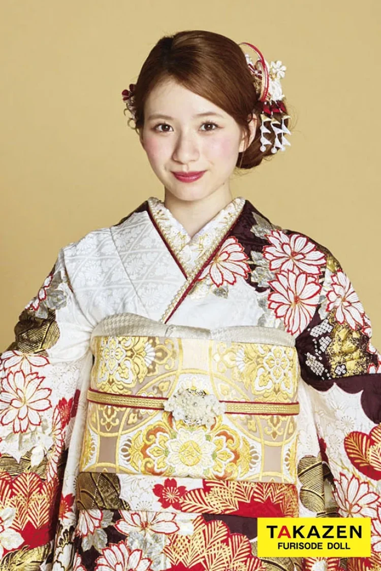 プレミアム古典柄振袖 滝泰/最高級金彩刺繍絞り友禅 赤/金 鞠柄/牡丹柄