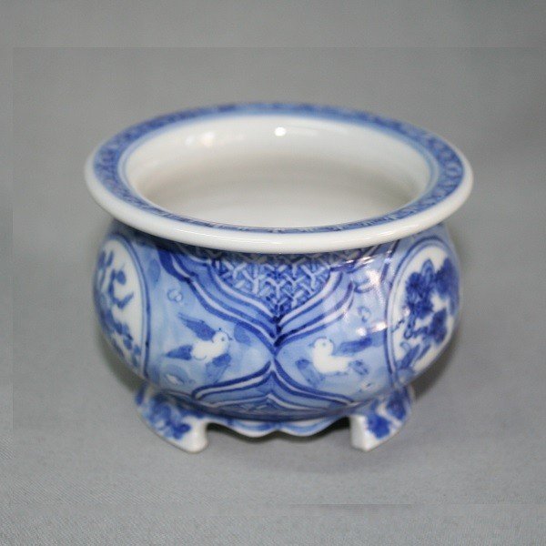 九谷焼盆栽鉢の販売通販専門店：九谷焼(瑛生)染付松竹梅文様3.5号丸鉢