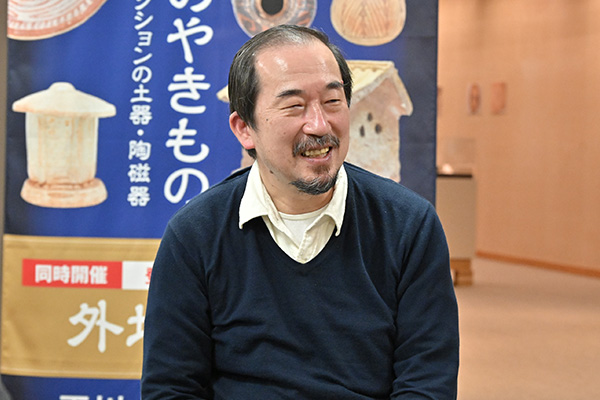 玉川OBで考古学者の戸田哲也氏から寄贈された先史・古代のアジアのや