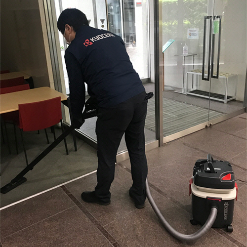 たのめーる】京セラインダストリアルツールズ 乾湿両用集じん機