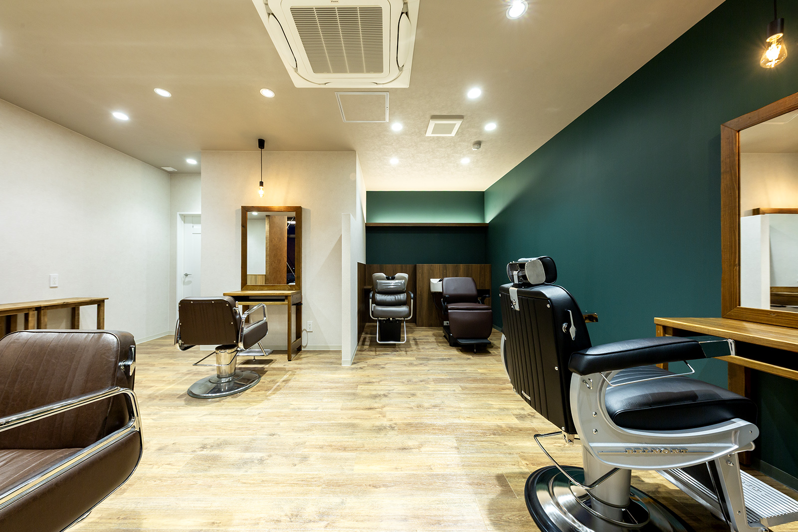 FERIO OPEN TYPE | チェア | 製品情報 | タカラベルモント