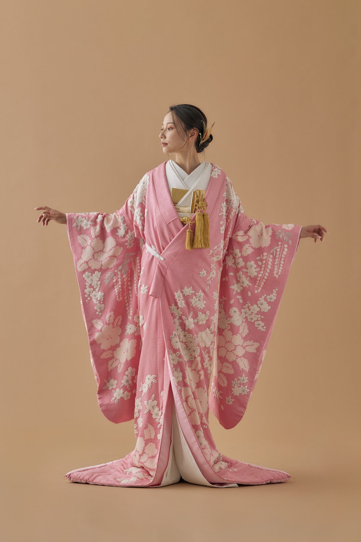 牡丹椿に藤桜｜白無垢・色打掛レンタルなら結婚式着物専門の【THE SHOP