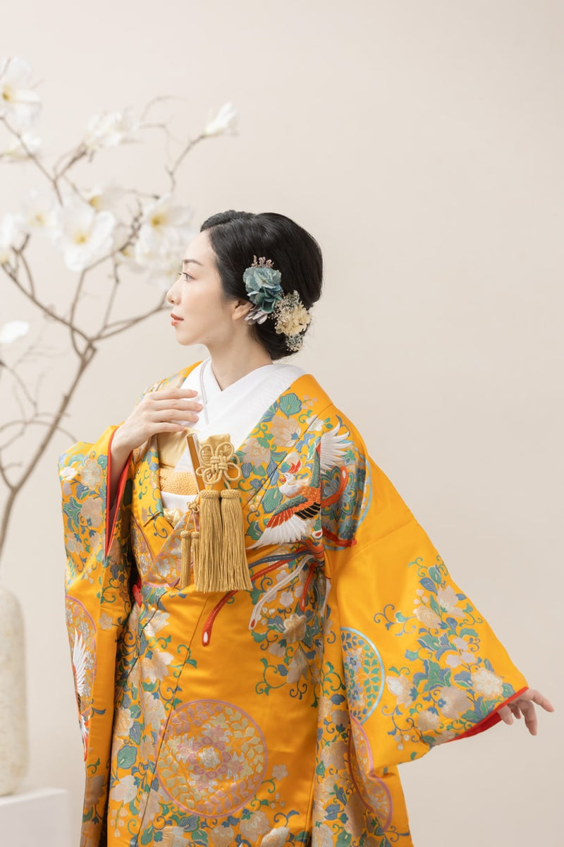 色打掛・鳳凰忍冬唐草文｜白無垢・色打掛レンタルなら結婚式着物専門の