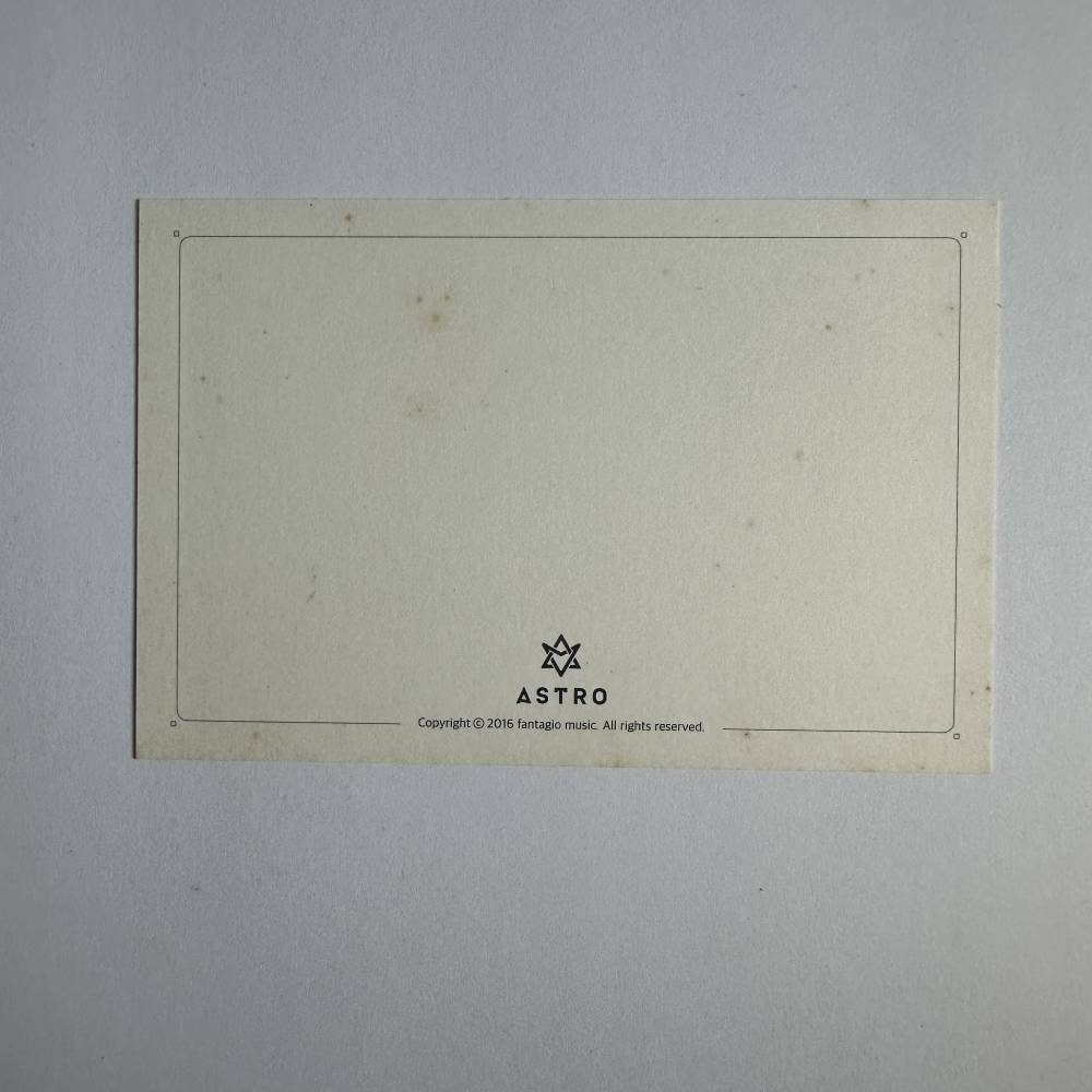 ASTRO SIGNED 1ST MINI ALBUM 'SPRING UP'