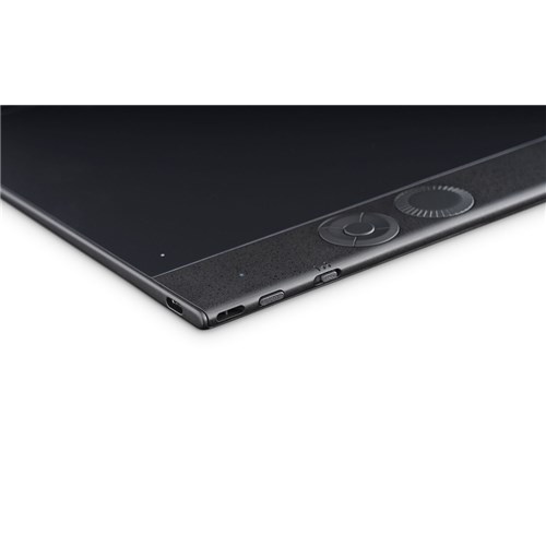 Wacom PTK670K0C Intuos Pro Medium Dual Bluetooth and Wacom Pro Pen