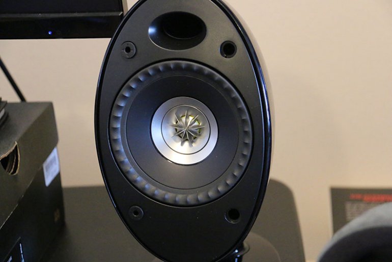 Review: KEF EGG | The Master Switch