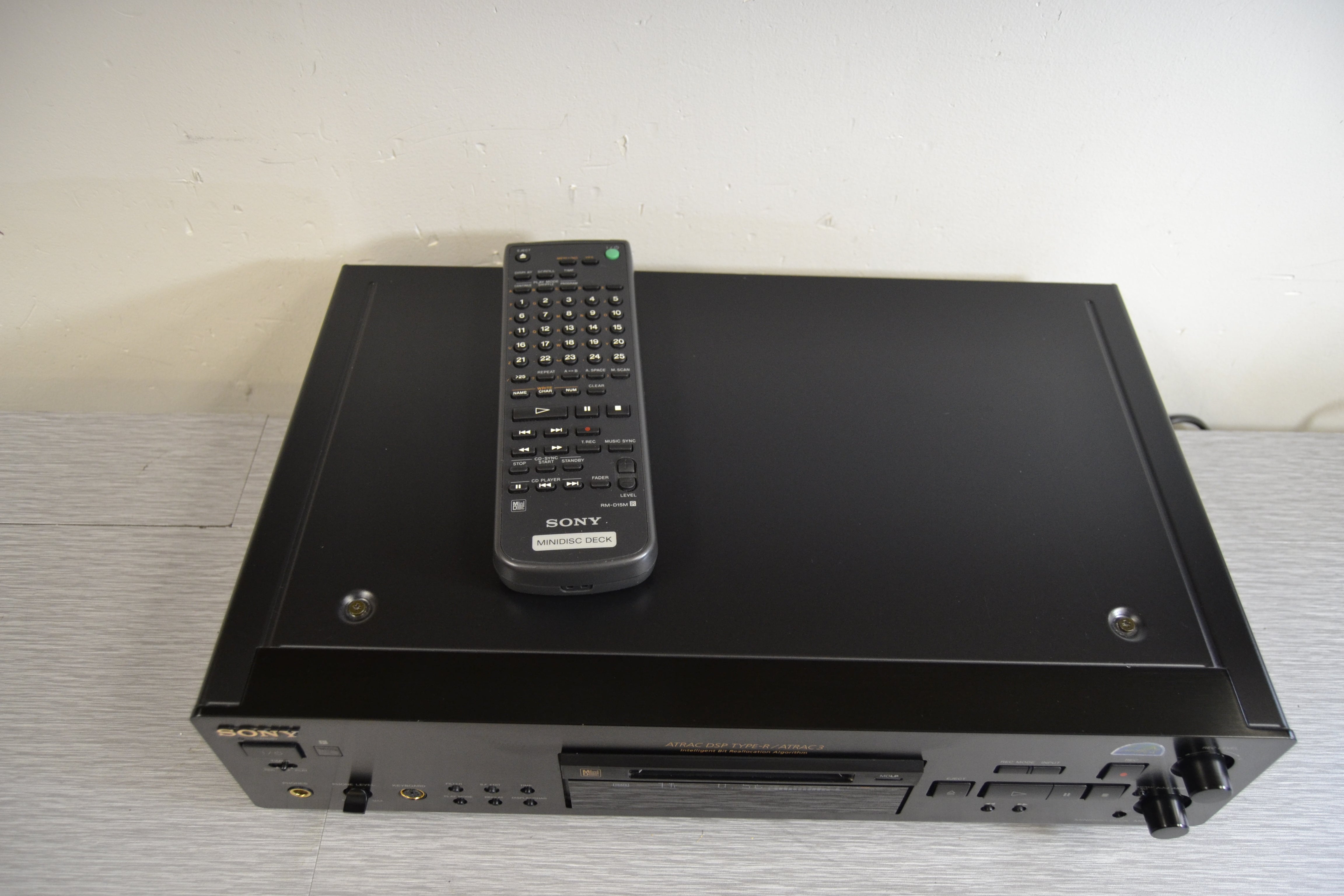 Sony MDS-JB940 Minidisc Recorder * ATRAC * MDLP * Remote Control