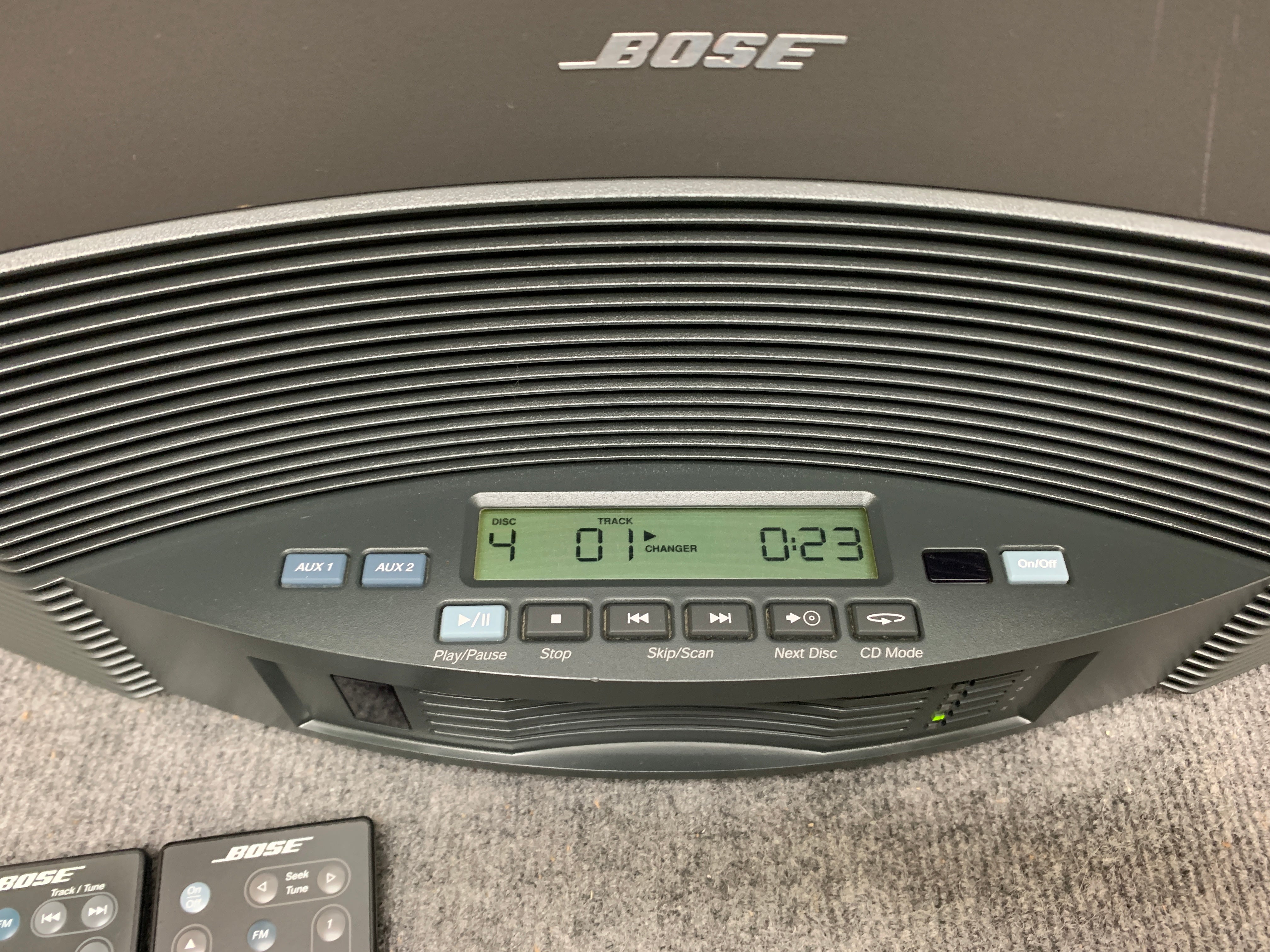 Bose CD-3000 Acoustic Wave CD/Radio & Acoustic Wave CD Changer