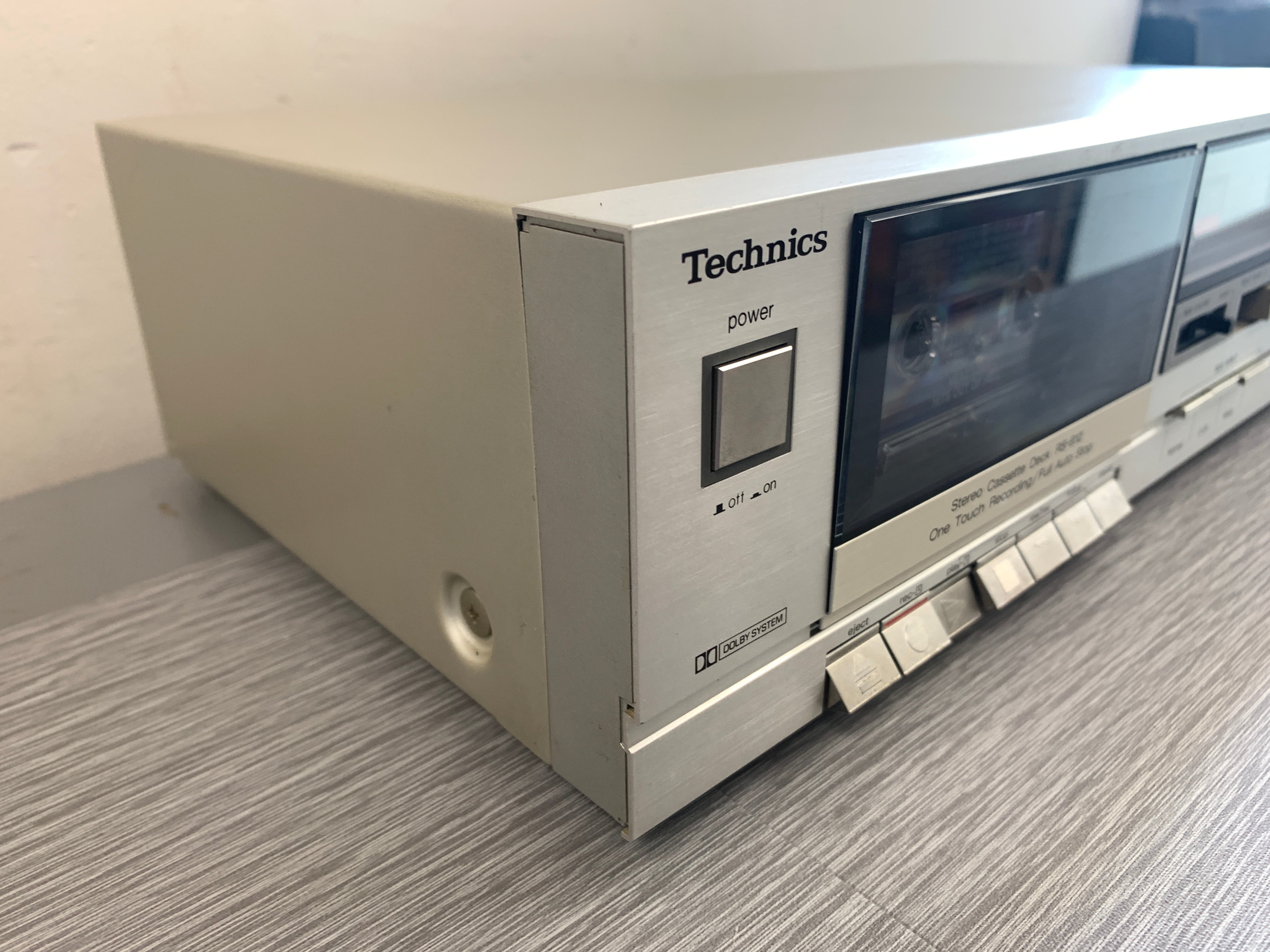 Technics RS-B12 Single Cassette Deck – The Turntable Store