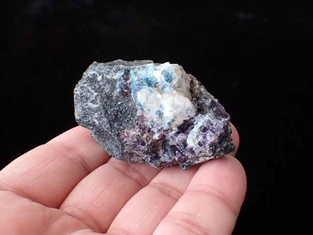 FI0216 ロシア産 フェナカイト／アクアマリン／フローライト 原石 69