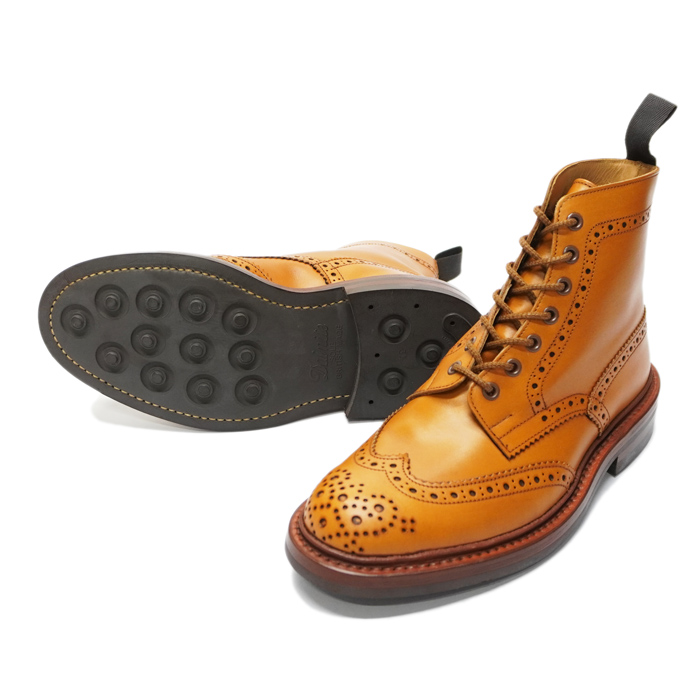 Tricker's（トリッカーズ）カントリーブローグブーツ（ダイナイト