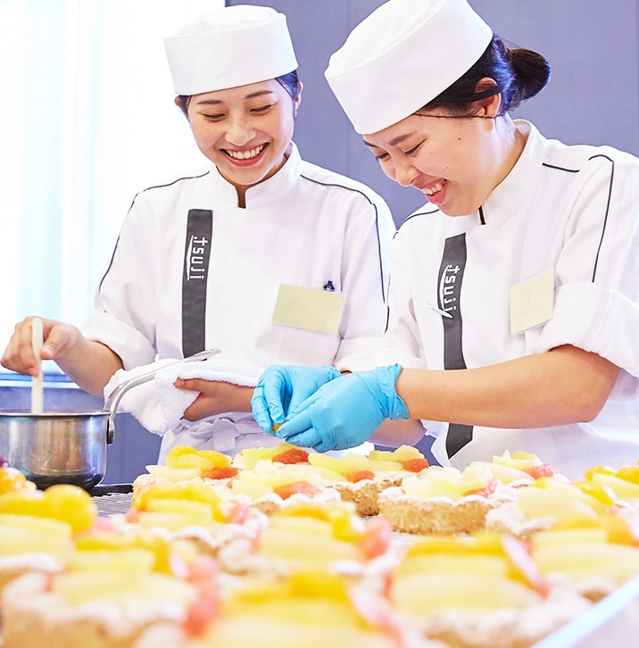 製菓技術マネジメント学科｜辻製菓専門学校 - 調理と製菓を学ぶ大阪の