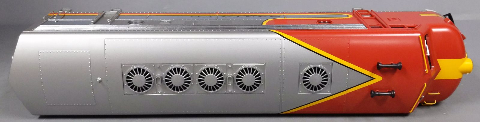 LGB 20581 G Santa Fe F7A Unit Diesel Locomotive with Lights