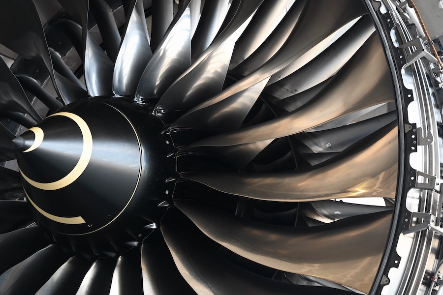 ANAと川崎重工、航空機廃材でキーホルダーや名刺入れ 高額商品も初回分