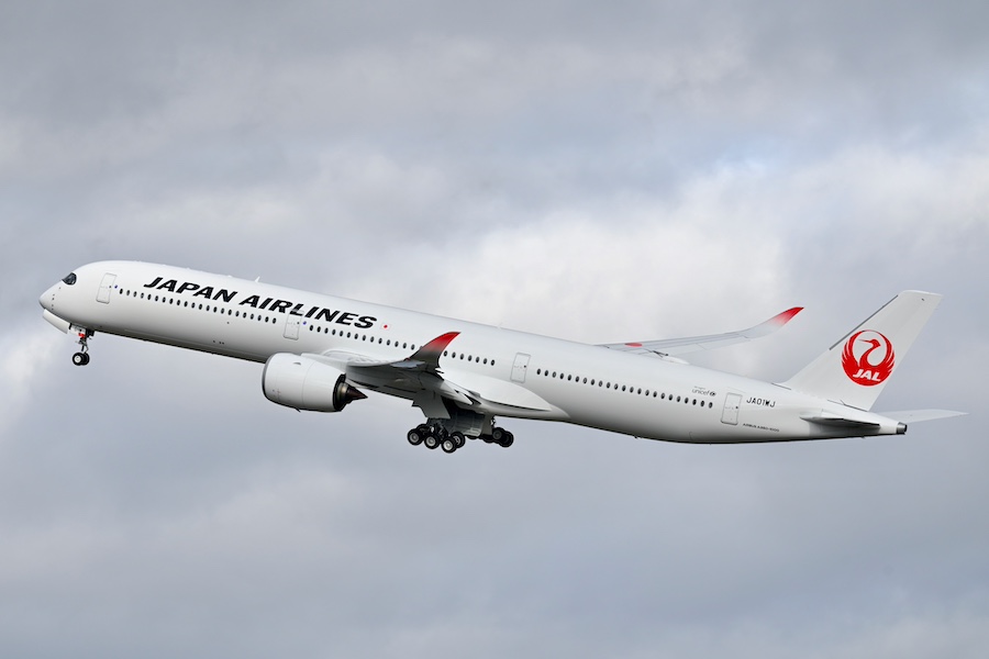 JAL Unveils Airbus A350-1000 with Striking Red Logo, Commencing