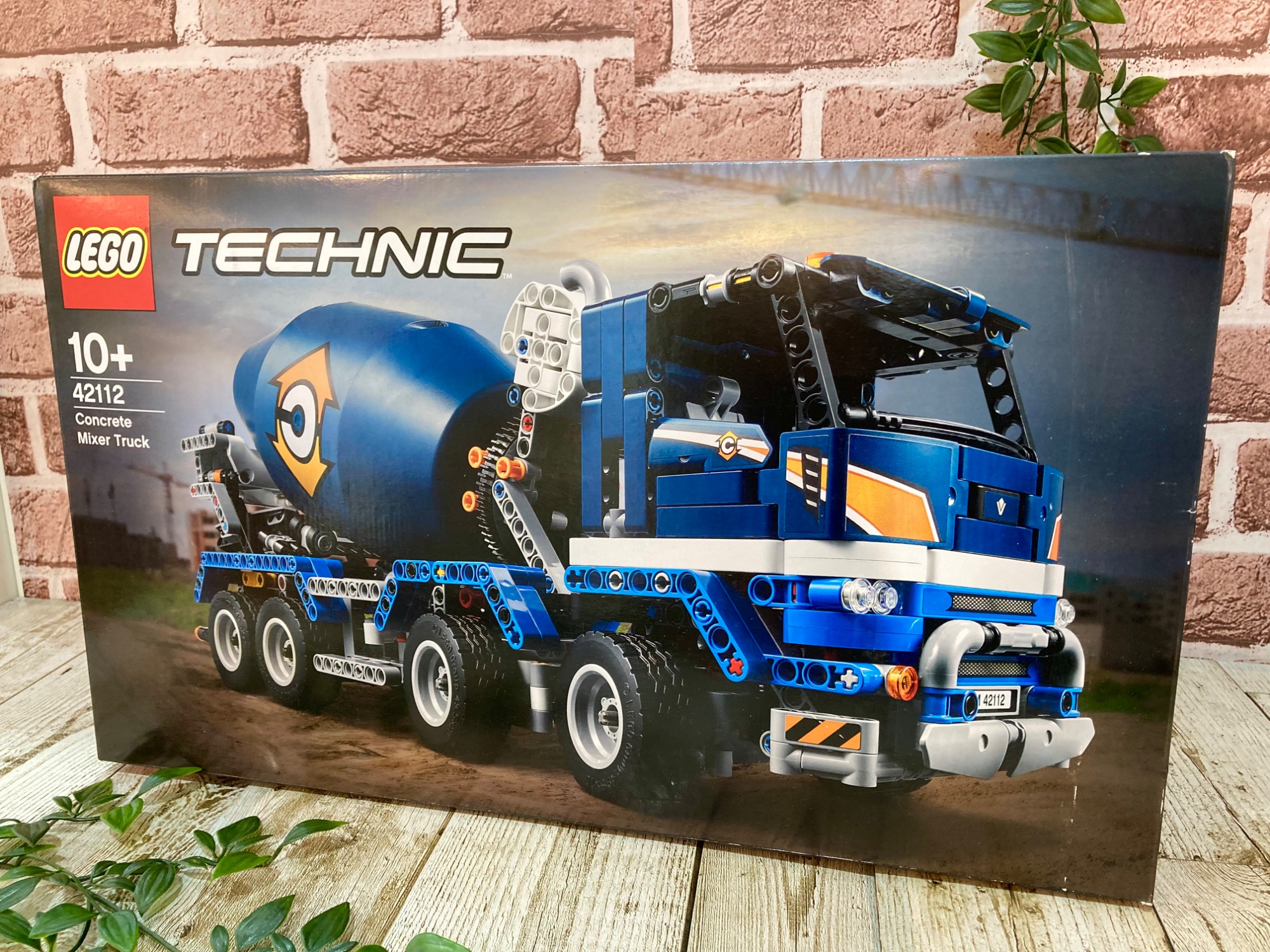 レゴテクニック コンクリートミキサー車 未開封品 買取入荷致しました