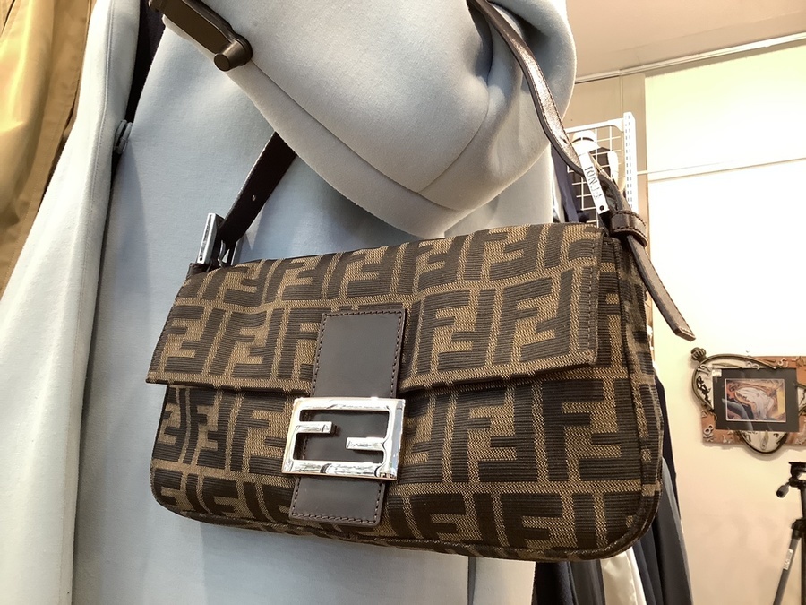 FENDI(フェンディ) ズッカ柄 マンマバゲットが買取入荷しました
