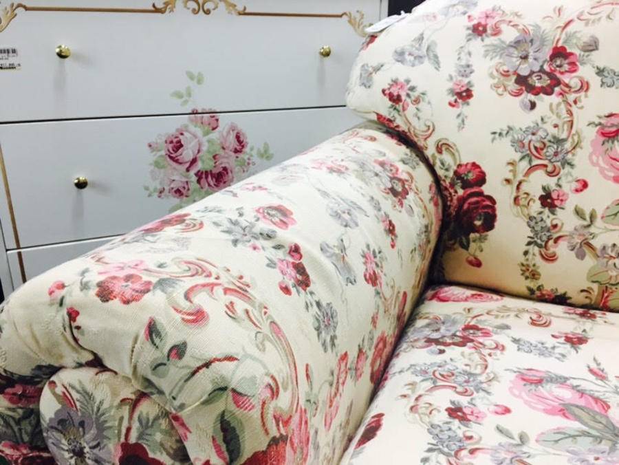 LAURA ASHLEY ローラアシュレイ」ソファ入荷！【大宮店】｜2017年09月