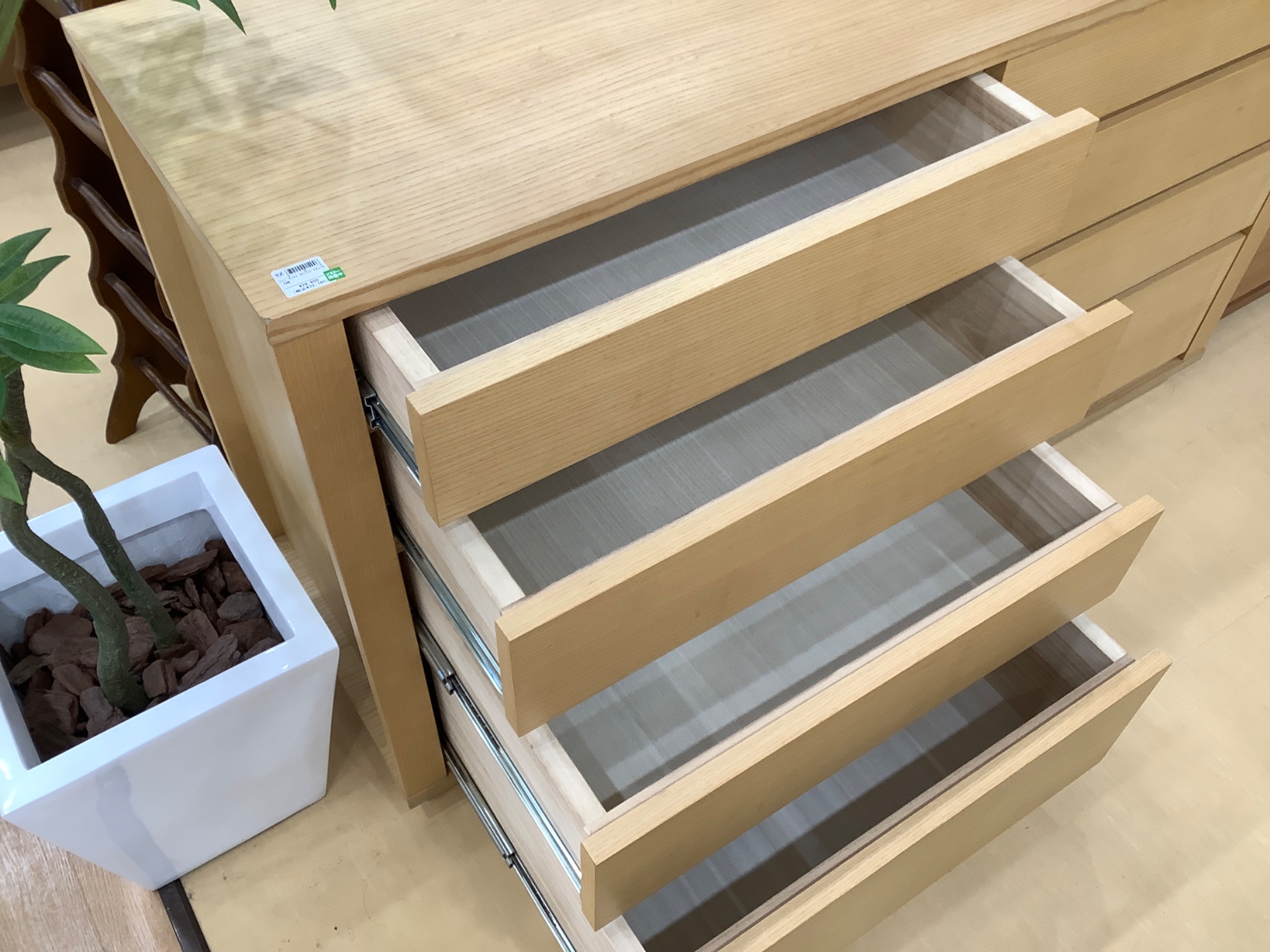 ACTUS（アクタス）大きなチェスト入荷いたしました！｜2022年11月20日