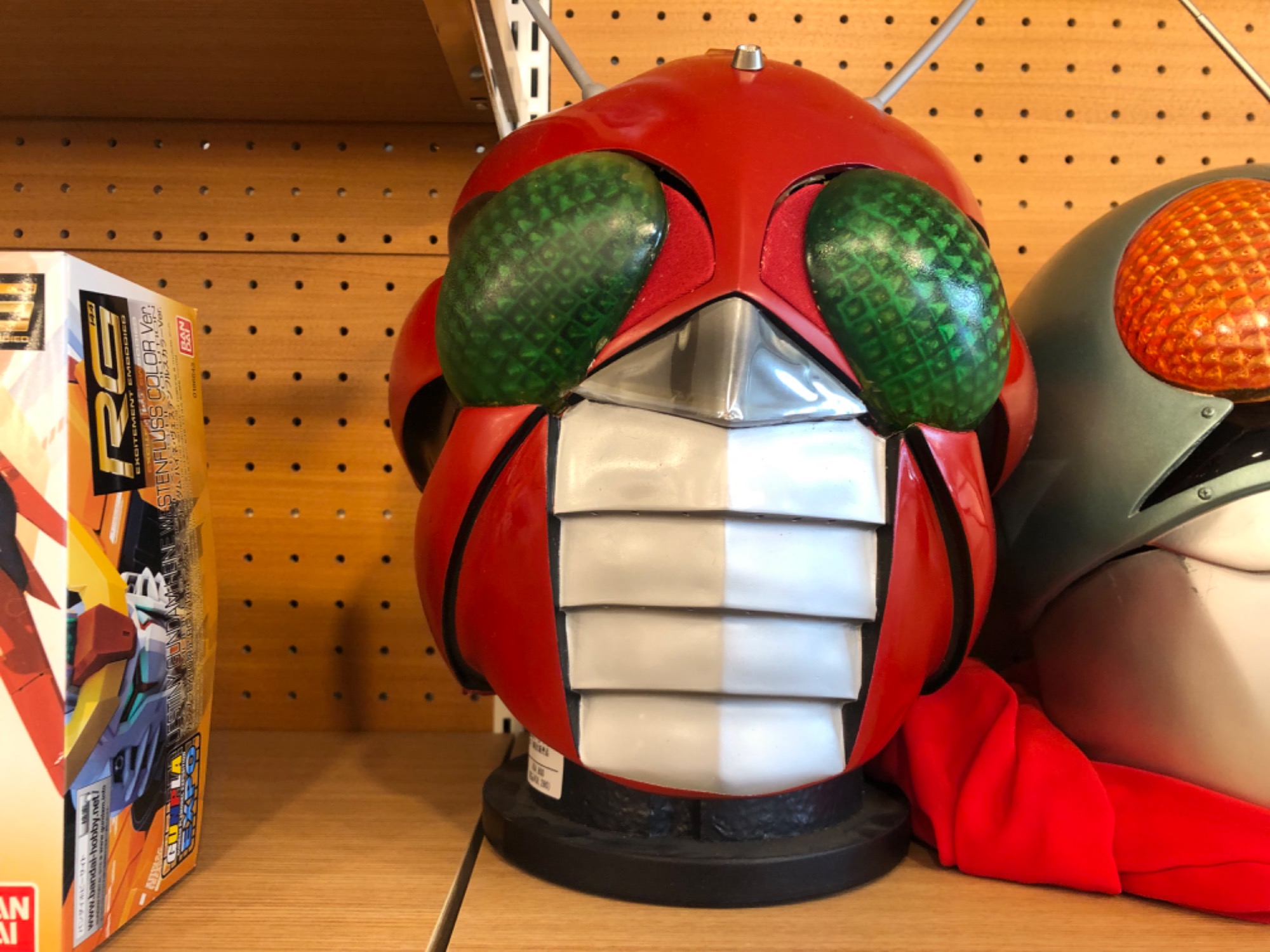 あの時の仮面ライダーがそのまま！！レプリカマスクをいくつか新入荷