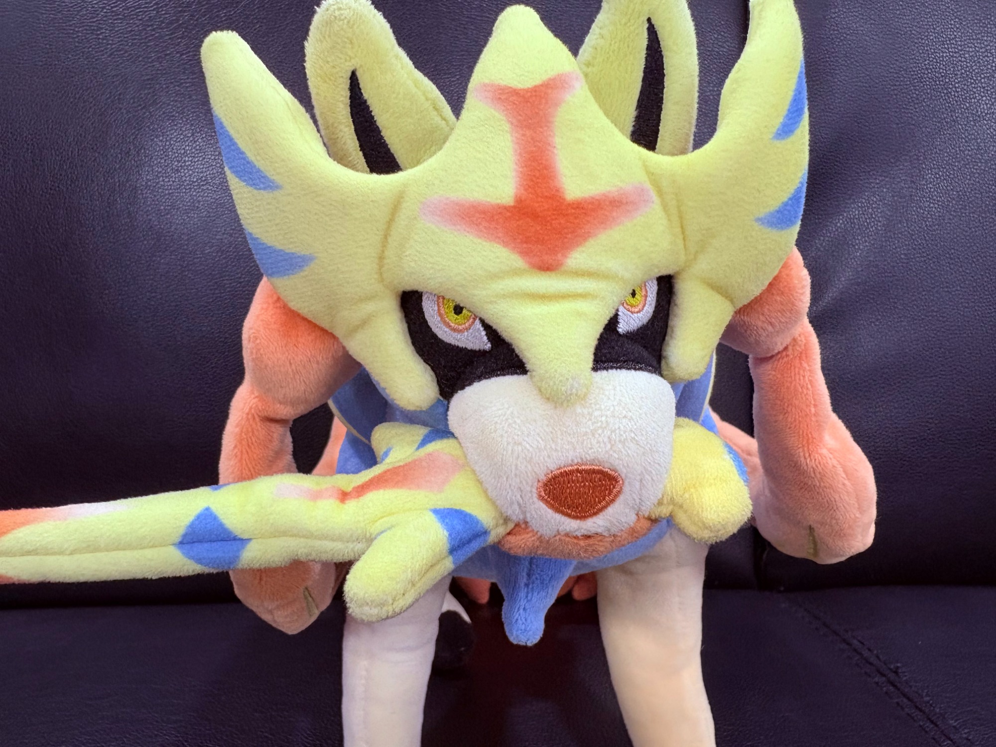 伝説のポケモン！！【Pokemon Center】ザシアン ぬいぐるみ が買取入荷