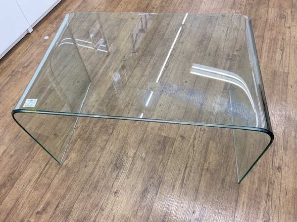 大塚家具 コンチネンタルファニチャー ガラスアートテーブル」入荷
