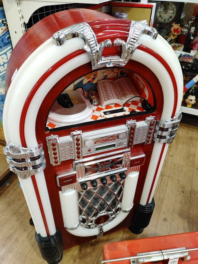 コカコーラ ジュークボックス CD ラジオプレーヤー入荷しました