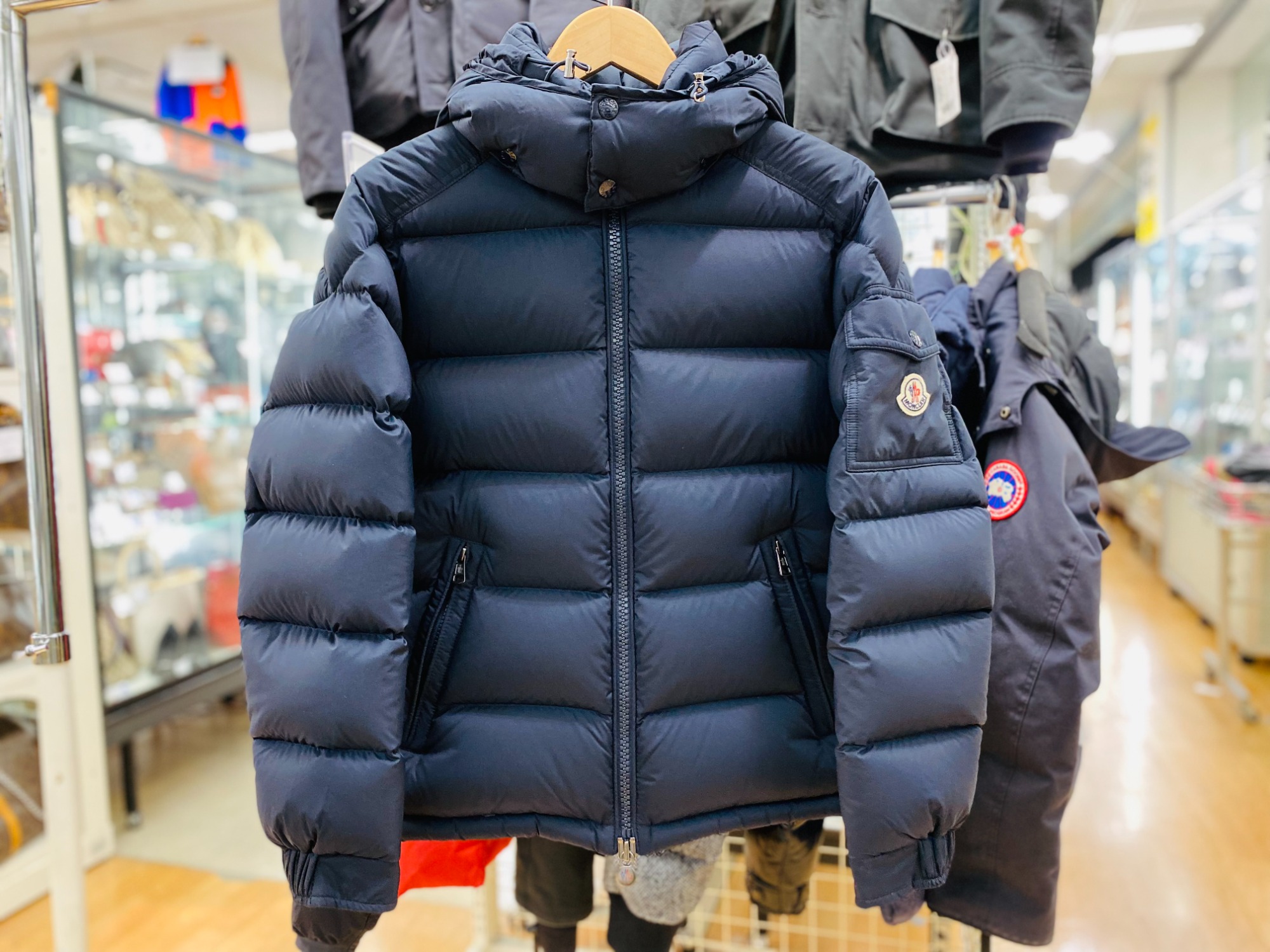 21年 BEAMS別注!!MONCLER(モンクレール)MAT MAYAダウンジャケットが