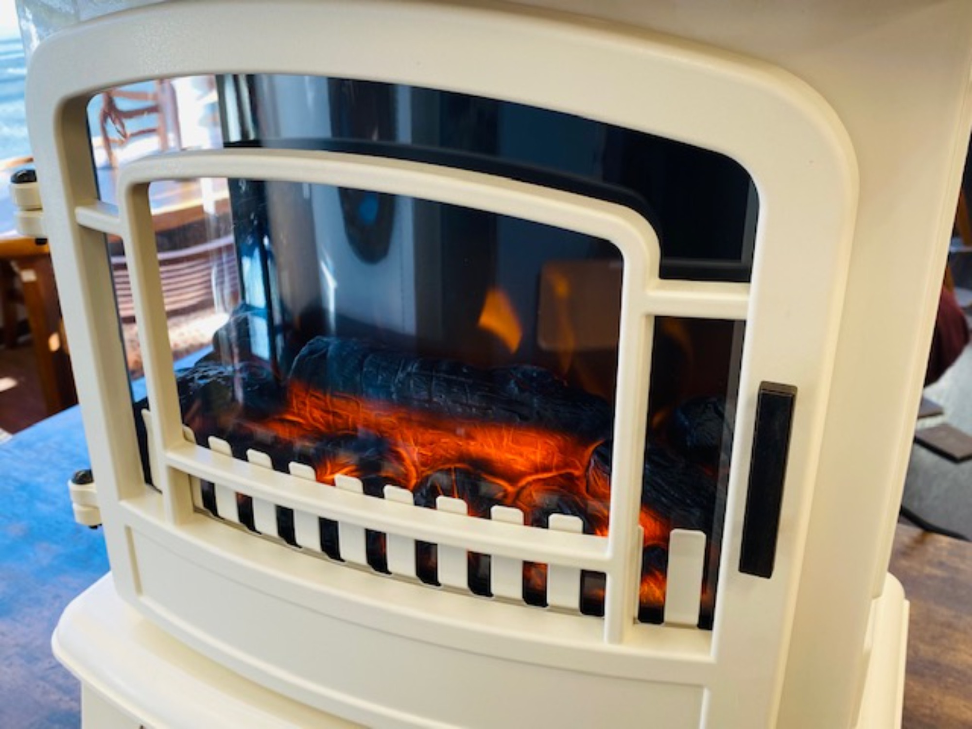 NITORI（ニトリ）暖炉型ファンヒーター 買取入荷！！｜2023年09月13日