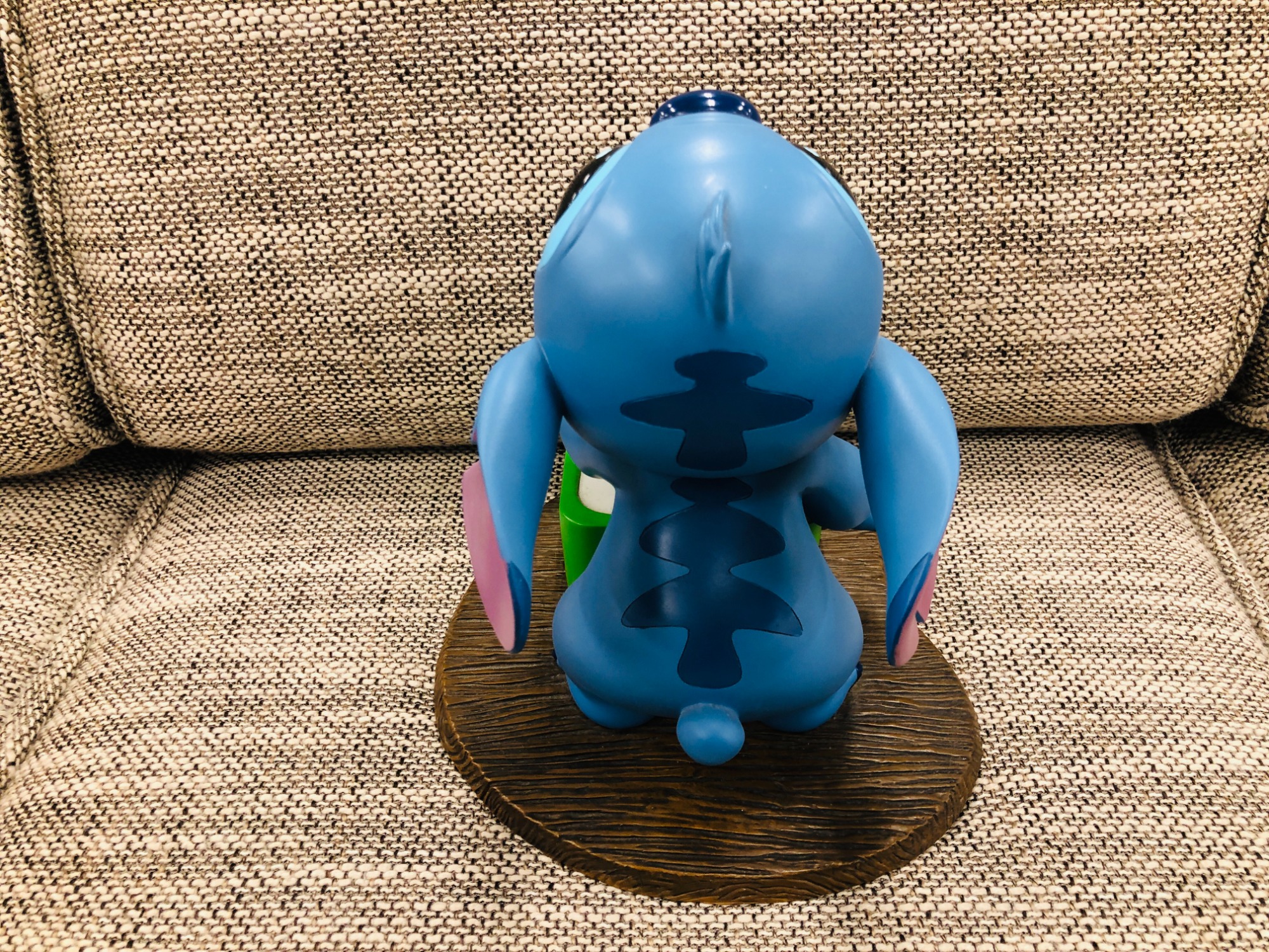 DISNEYのスティッチの626体限定のオルゴールが買取入荷しました