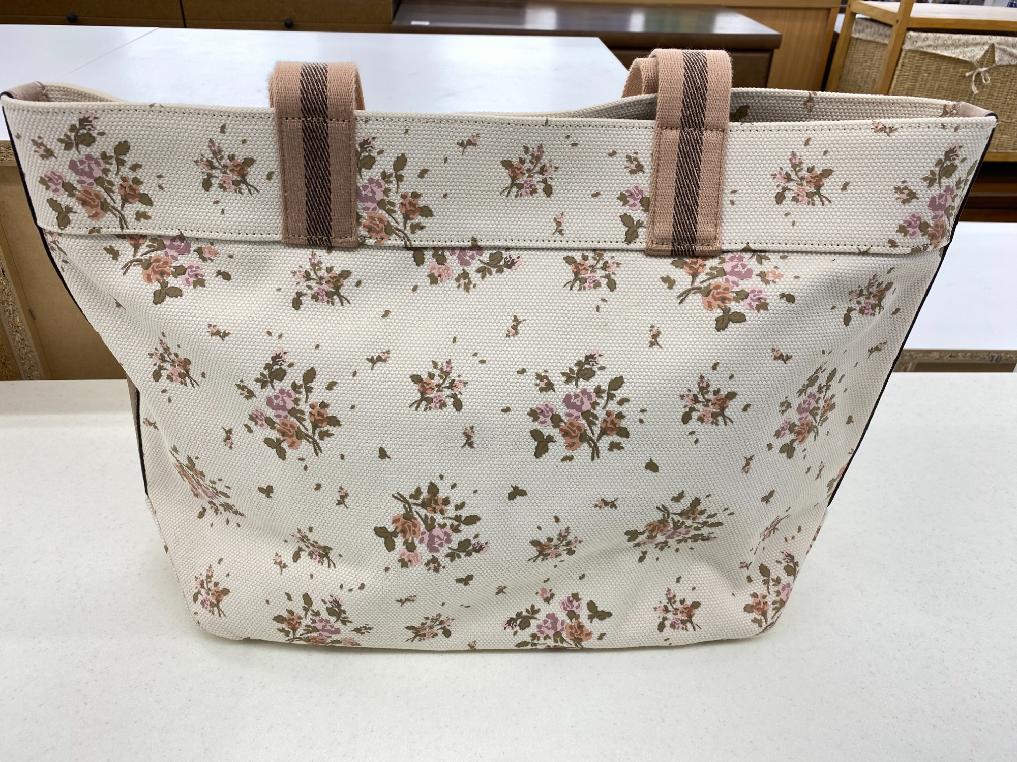 COACH(コーチ)×DISNEYのダンボ トートバッグを入荷いたしました