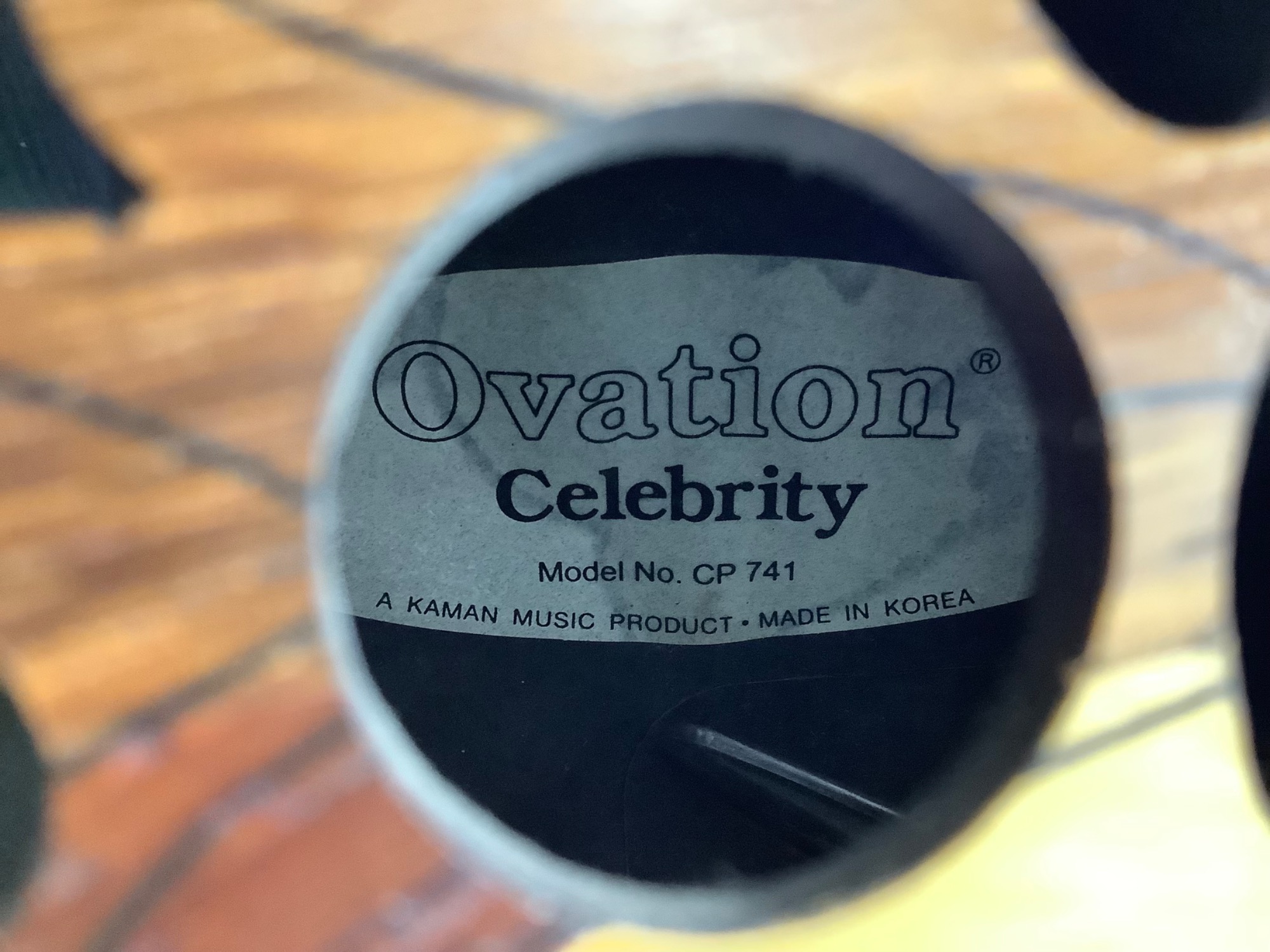 OVATION(オベーション)より「エレアコギター Celebrity CP741」が買取