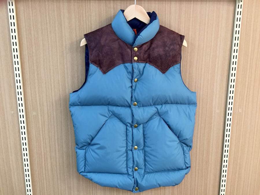 Rocky Mountain Featherbed×BEAMSの別注ダウンベストが入荷しました