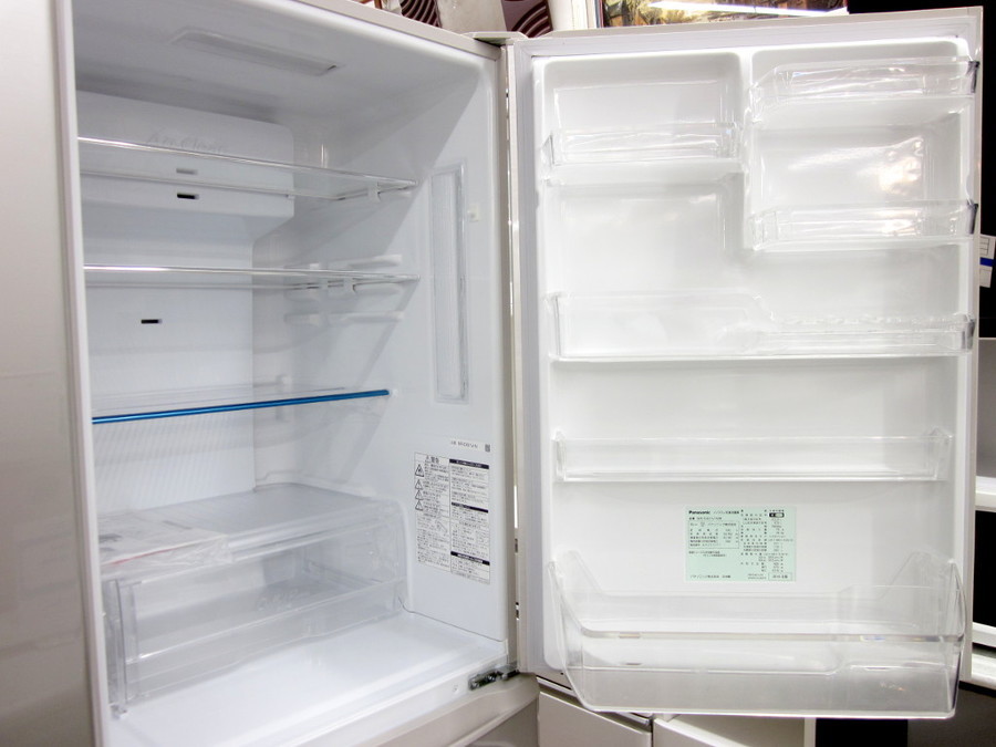 Panasonic(パナソニック)の411L 5ドア冷蔵庫 2016年製「NR-E431V-N