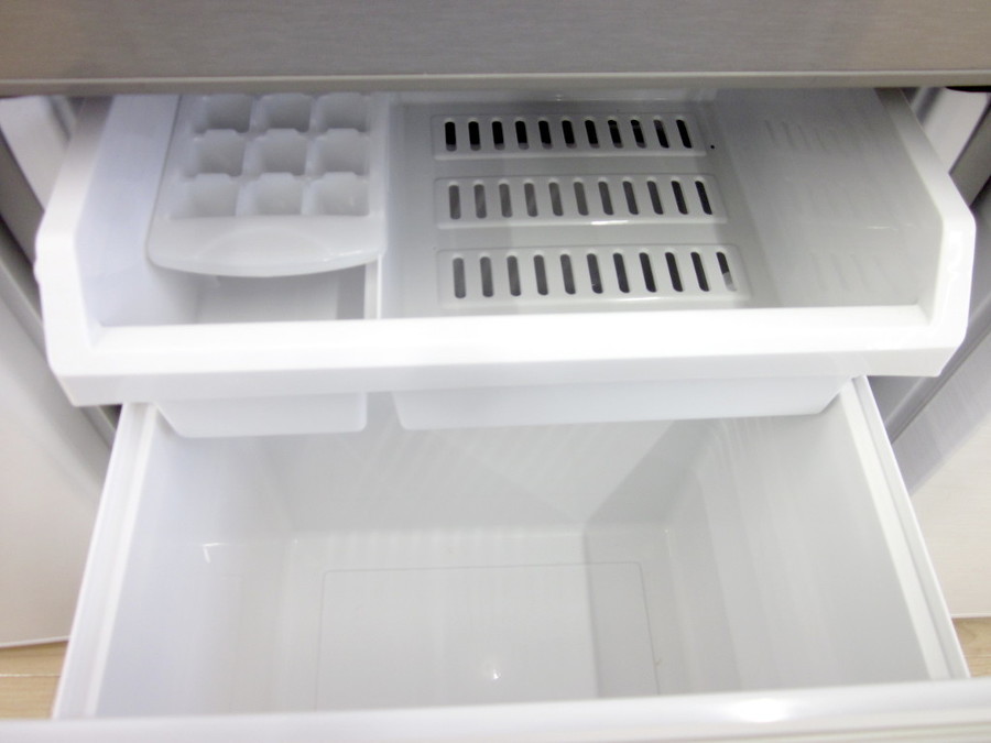 AQUA(アクア)126L 2ドア冷蔵庫 2019年製「AQR-13H」｜2020年01月20日