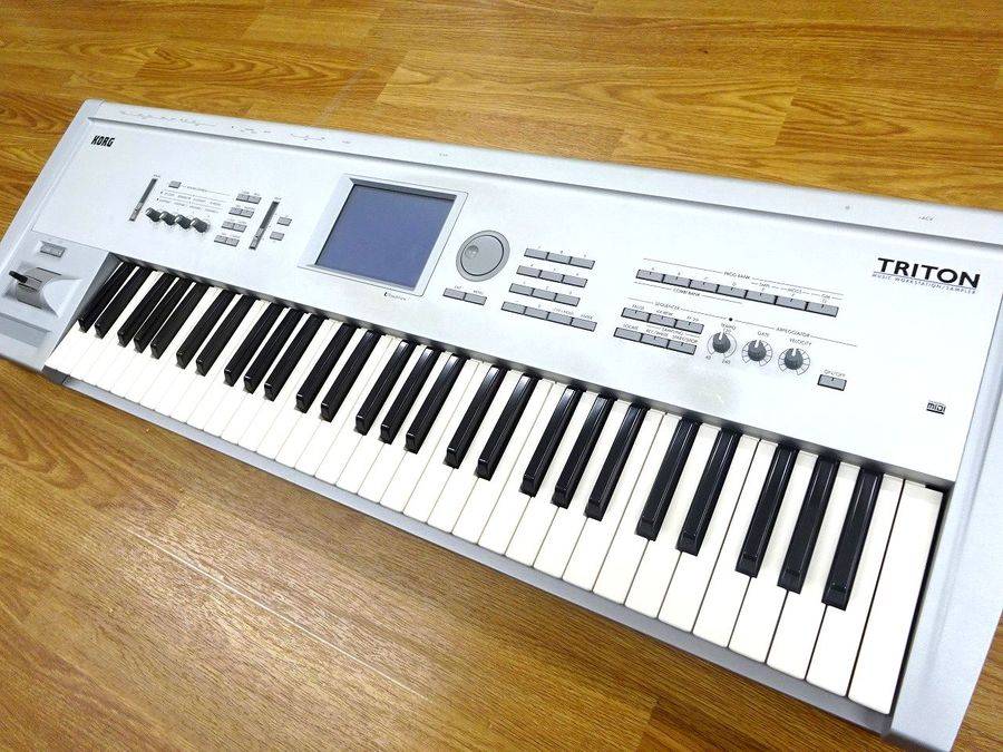 KORGの名作シンセ！初代TRITON入荷致しました！【八尾店】｜2017年06月
