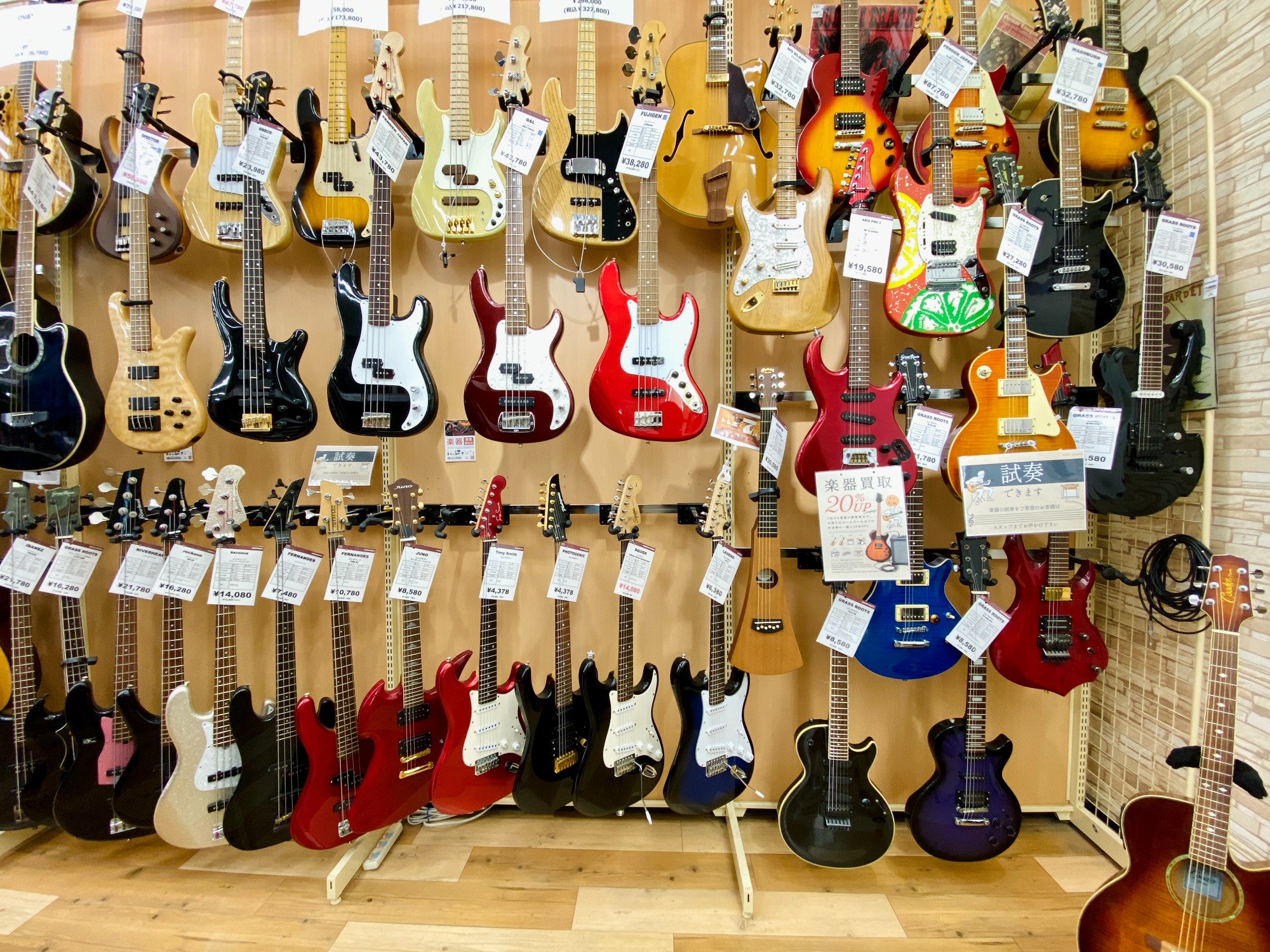 Takamineの廉価ブランド Cooder by Takamineからエレアコ TCP-450 買取